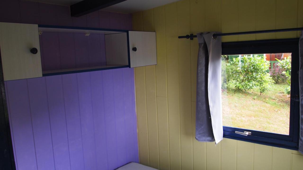 Camping Le Bois Jahan Brunelles Exterior photo